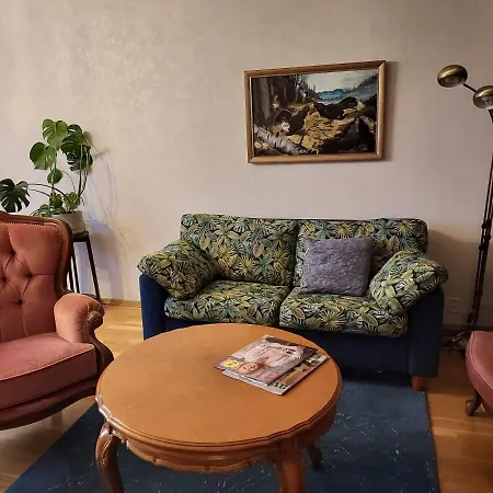 Weatherhill Apartment *